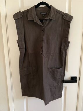 Banana Republic Sleeveless Utility Shift Dress in Olive